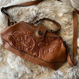 Born Concept Leather Crossbody
